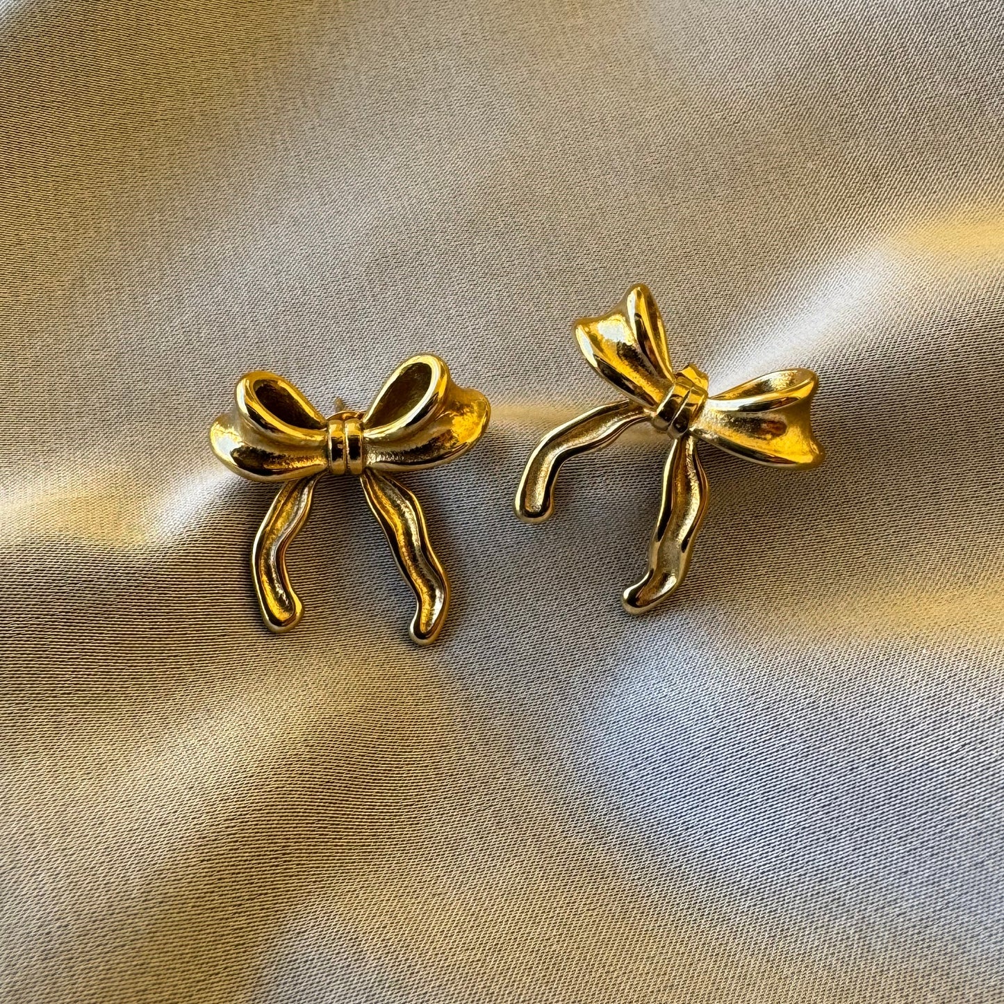 Bow Earrings 🎀