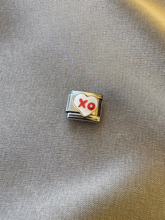 XO charm