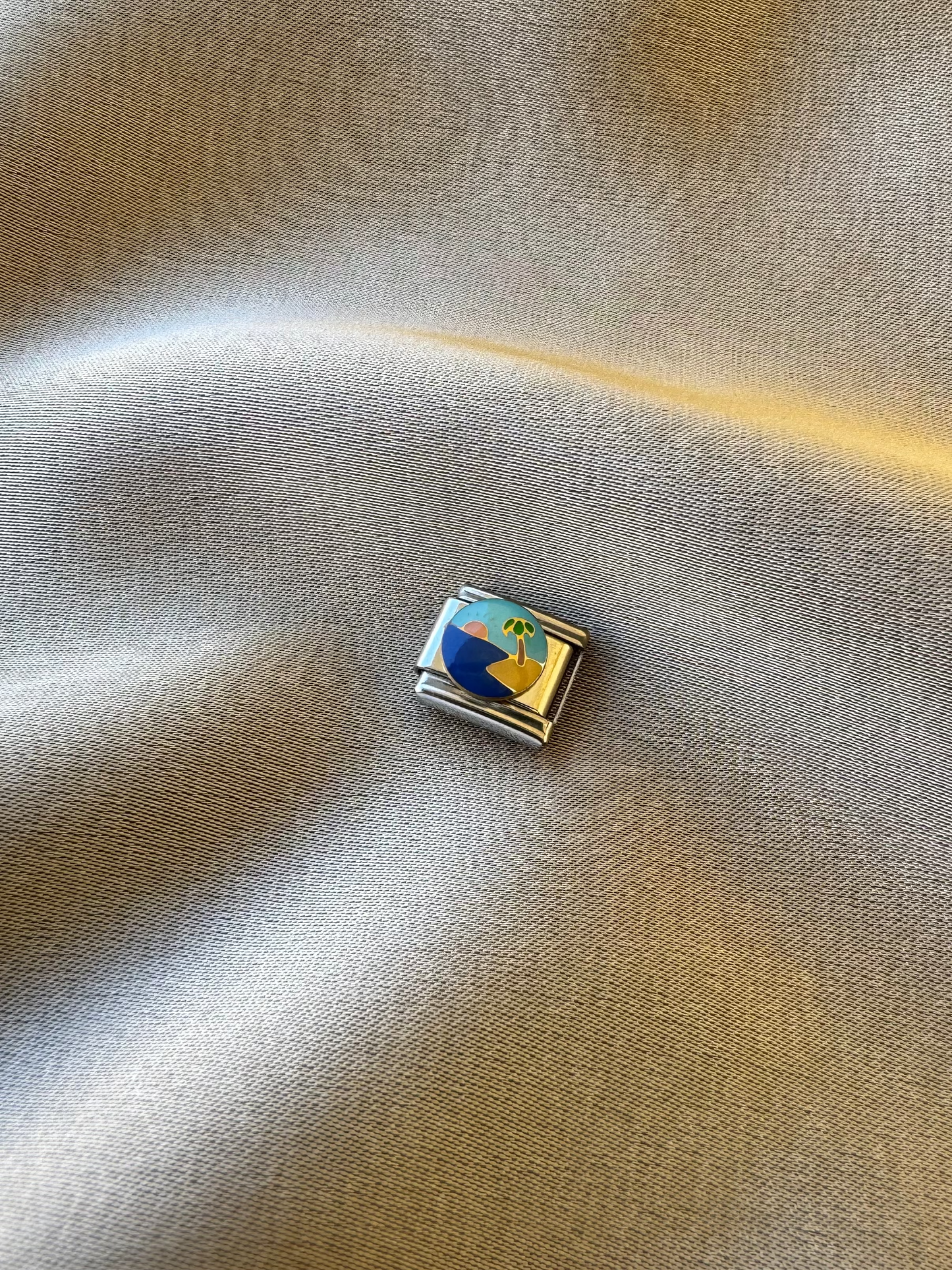 Beach charm
