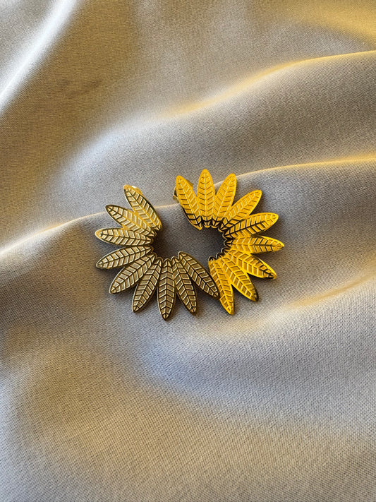 Palm Earrings