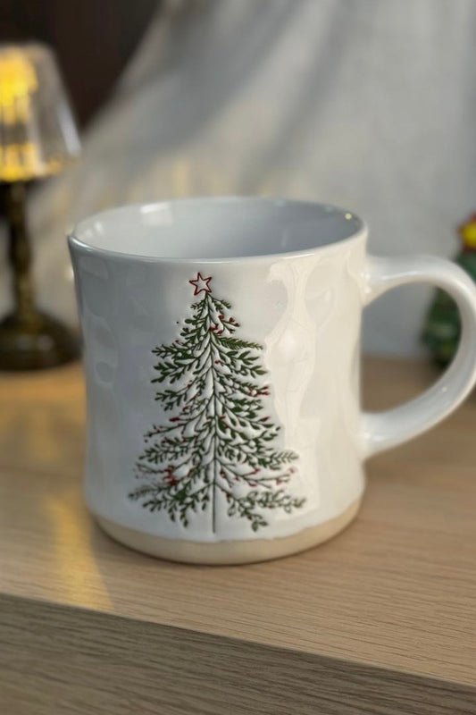 Star-topped tree mug