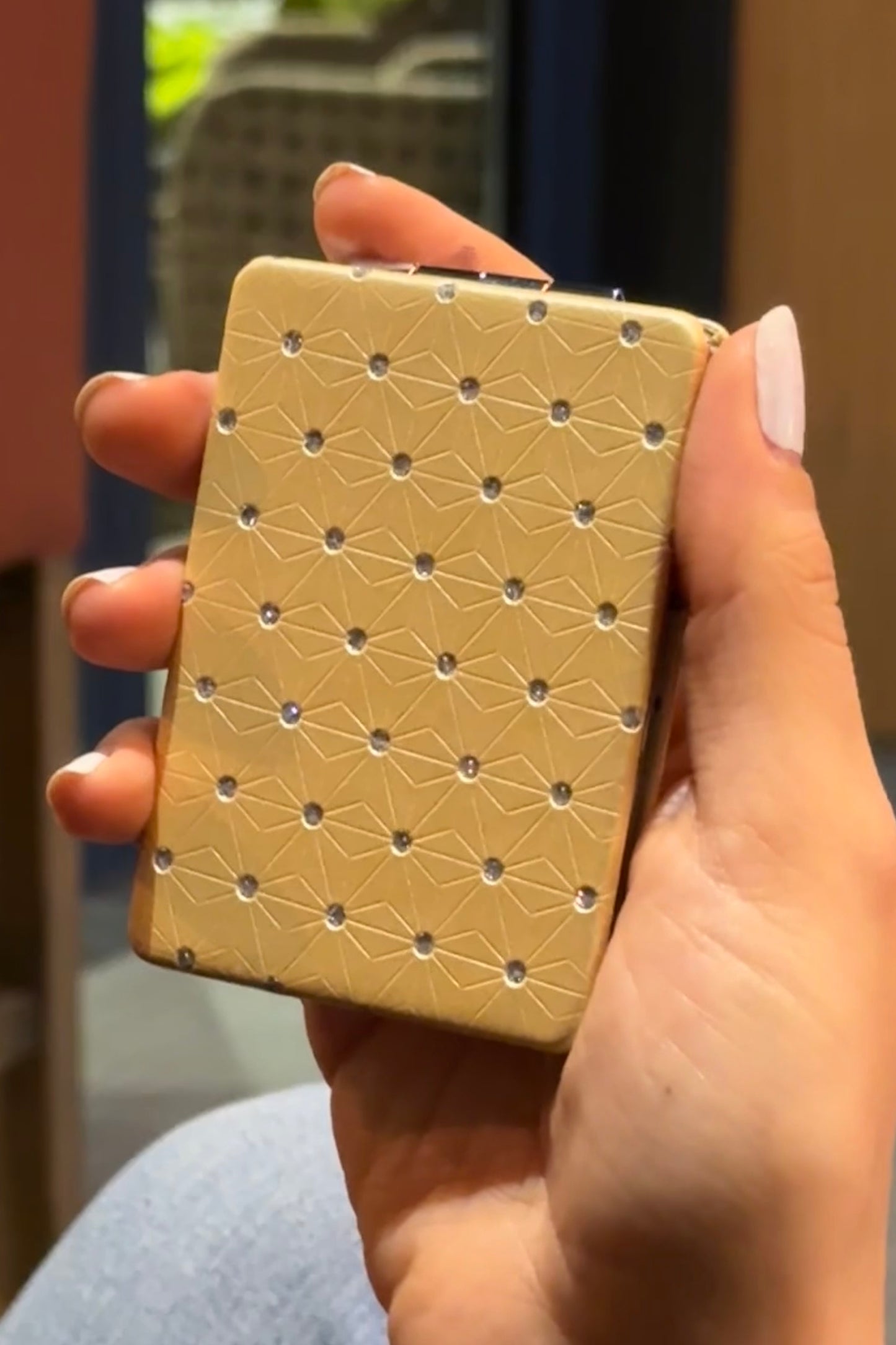 Crystalline pocket mirror