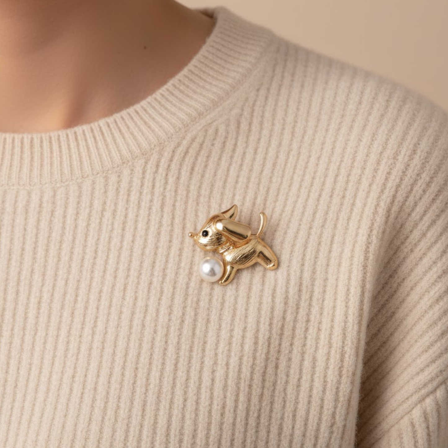 The doggo brooch